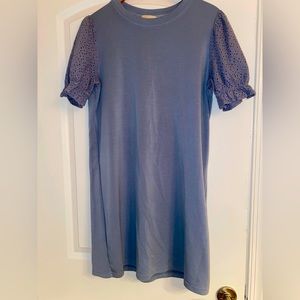 It is a nice dress that you can wear to go shopping or to go out in general